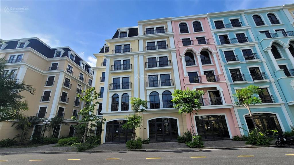 Chuyển nhượng aqua city hạ long tháng t5.2026