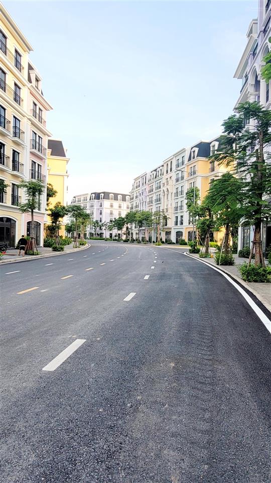 Chuyển nhượng aqua city hạ long tháng t5.2026