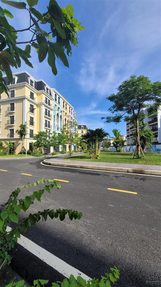 Chuyển nhượng aqua city hạ long tháng t5.2026