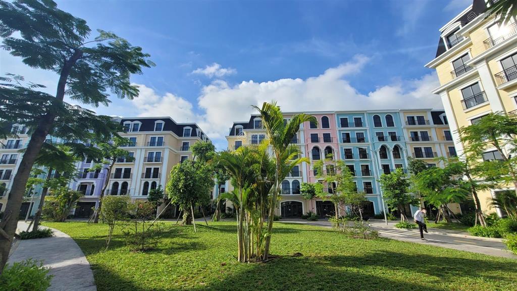 Chuyển nhượng aqua city hạ long tháng t5.2026