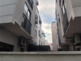 Căn góc lotus  view bể bơi bãi cháy, hạ long