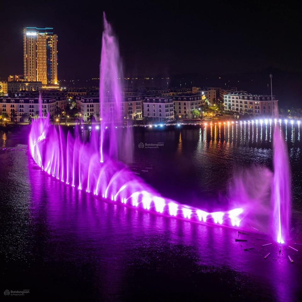 Nhà biệt thự liền kề tại bãi cháy hạ long 311m270tr/m2 bàn giao thô