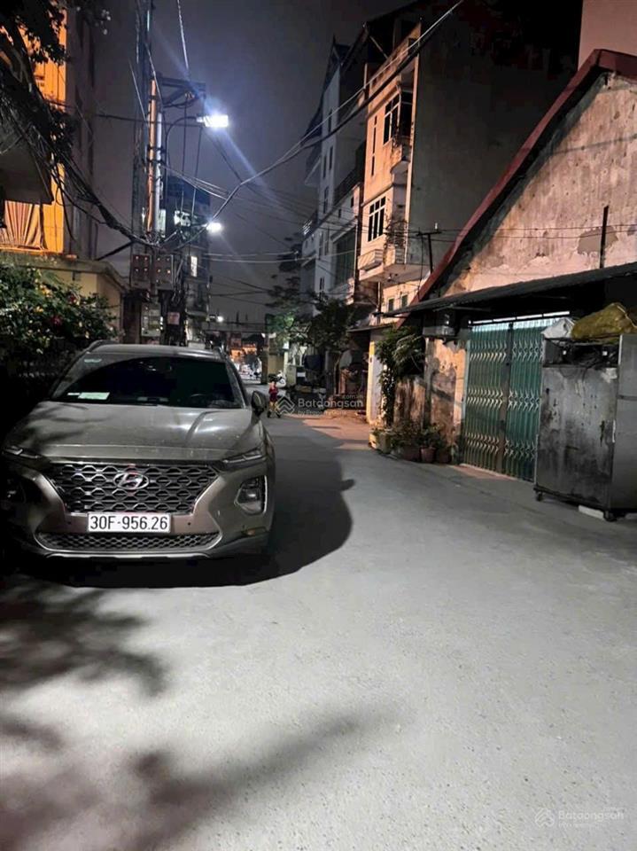 Em chính chủ bán gấp nhà 5 tầng, đường oto, sổ đỏ, không lỗi. hoàng mai, 0862 859 *** giá rẻ