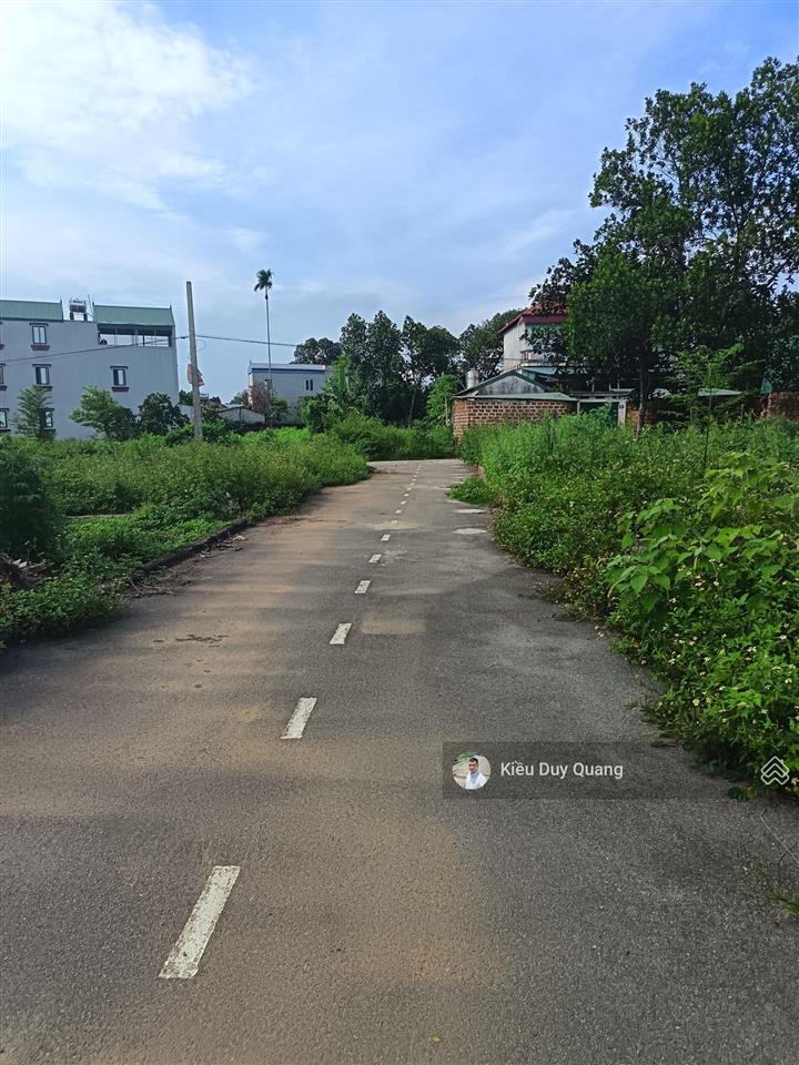 90.9m2 mt5.5m vuông vắn thôn cánh chủ xã bình yên,thạch thất. giá 3 tỷ  0962 783 ***