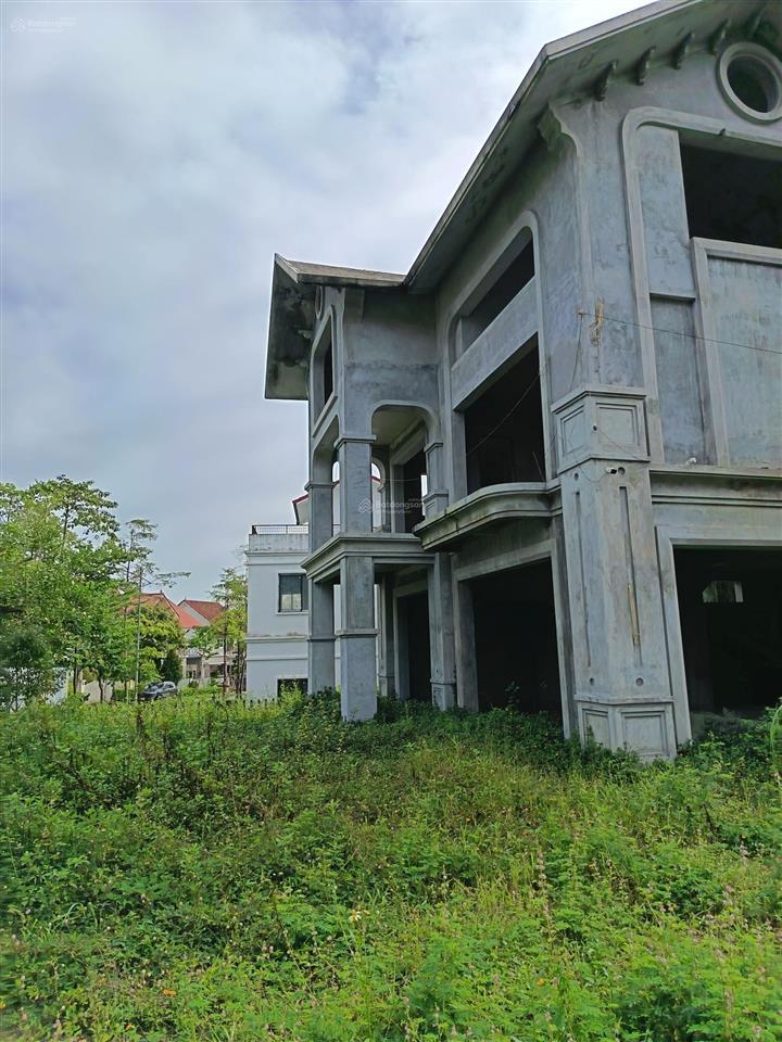 Bán căn bt đơn lập 656m2 khu a khu đô thị xanh villas. giá chỉ 65tr/m2 rẻ nhất khu  0962 783 ***