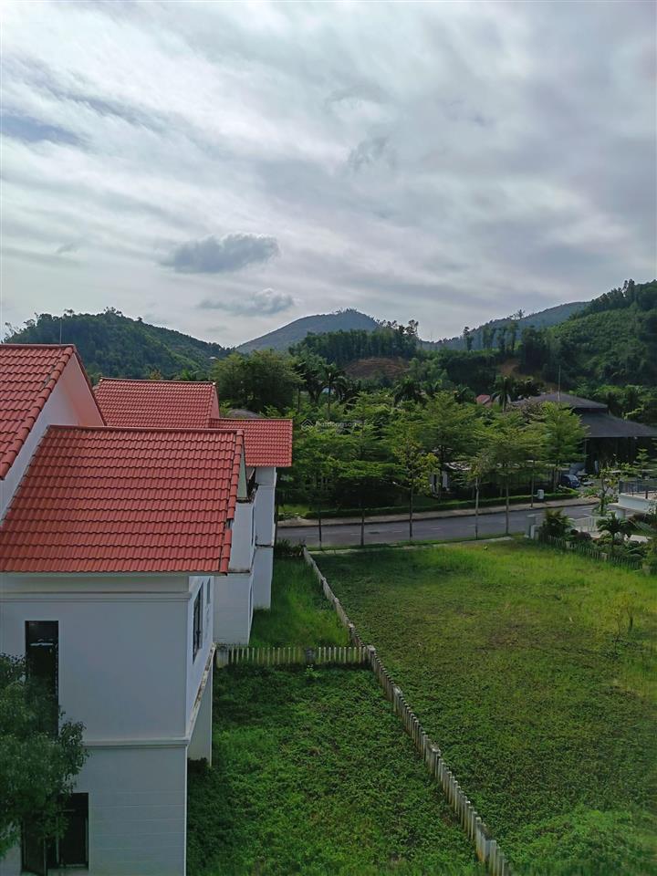 Bán căn bt đơn lập 656m2 khu a khu đô thị xanh villas. giá chỉ 65tr/m2 rẻ nhất khu  0962 783 ***