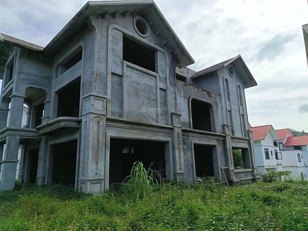 Bán căn bt đơn lập 656m2 khu a khu đô thị xanh villas. giá chỉ 65tr/m2 rẻ nhất khu  0962 783 ***