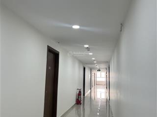 Chính chủ bán nhanh 2pn+2wc/65m2 tại b1 giá 2t750, tầng trung.  xem nhà 0903 304 *** ms nguyên