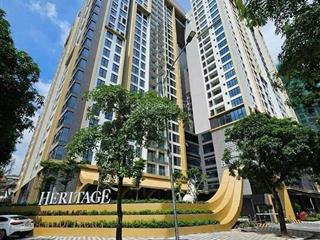Chủ nhà gửi bán căn 03 ngủ 145m2 view hồ tây bàn giao nguyên bản cđt.  0985 038 ***