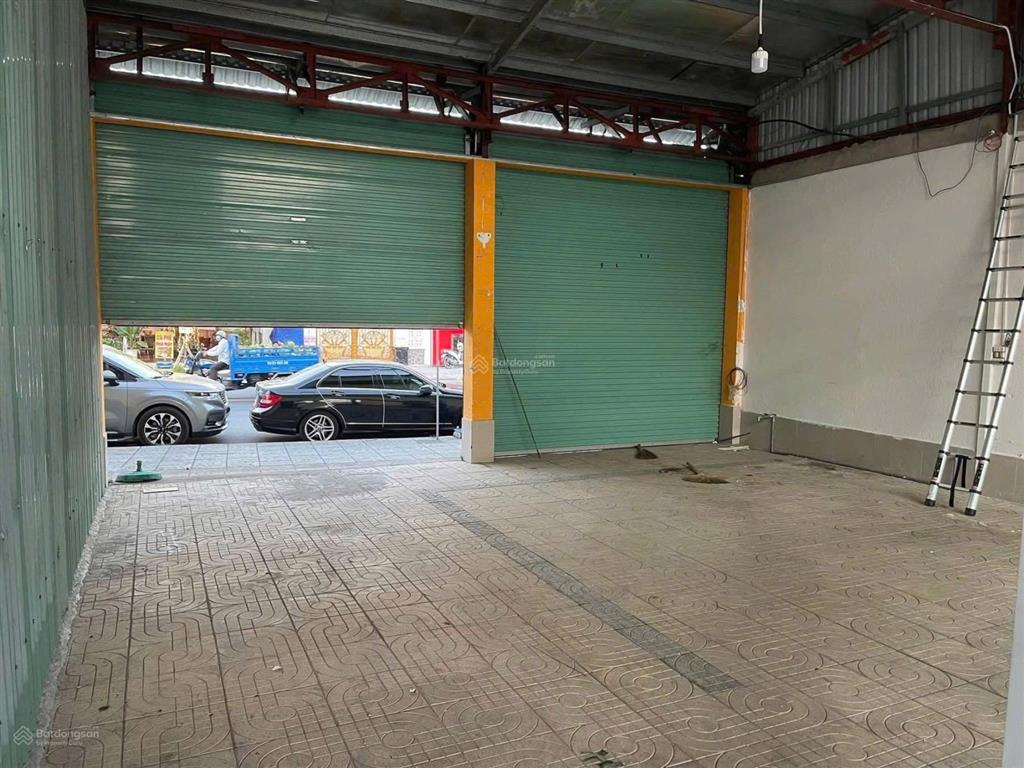 Cho thuê mặt tiền hoàng quốc việt gần bánh xèo bảy tới cần thơ ngang trên 8m