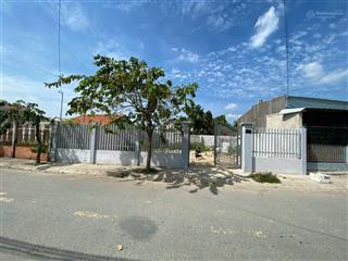 Bán gần 300m2 mt ấp đông đường nhựa thông tô ký
