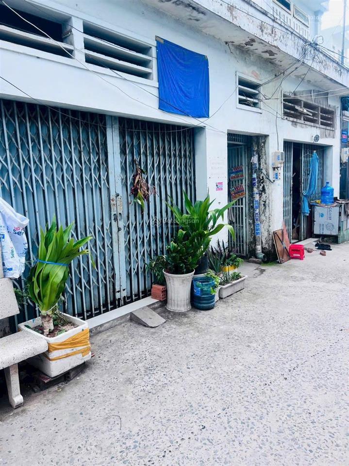 Bán cặp dãy phòng trọ sát chợ nước đá và nguyễn ảnh thủ