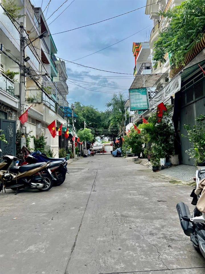 Bán căn nhà 1/ trương thị hoa giáp trường nguyễn hiền