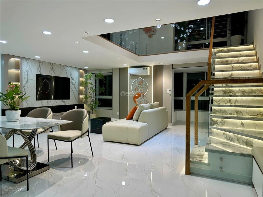 Bán duplex sky 1, căn góc 160m2 (91m2 + lửng), 5pn 4wc, giá chỉ 9,9tỷ,  ngay 0906 710 ***