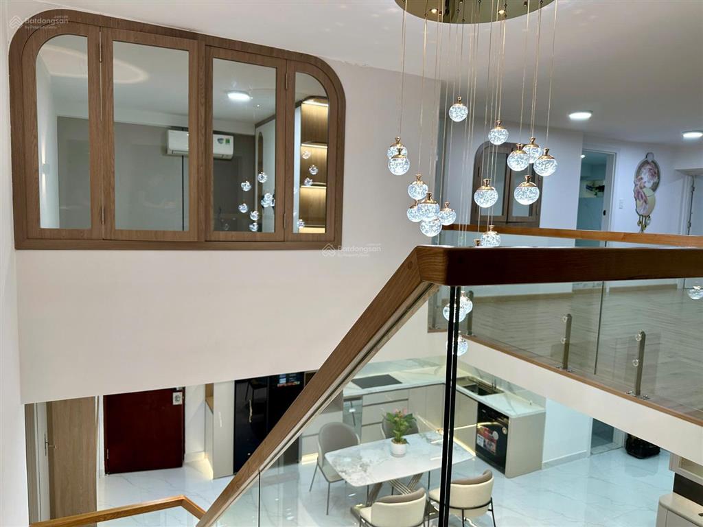 Bán duplex sky 1, căn góc 160m2 (91m2 + lửng), 5pn 4wc, giá chỉ 9,9tỷ,  ngay 0906 710 ***