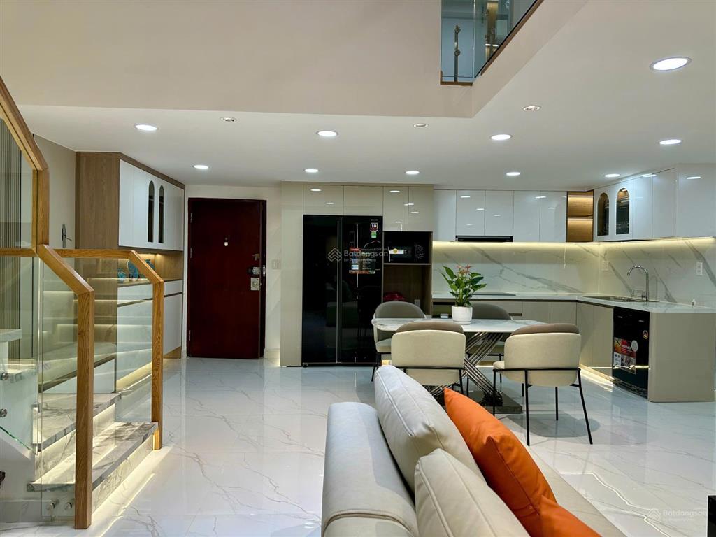 Bán duplex sky 1, căn góc 160m2 (91m2 + lửng), 5pn 4wc, giá chỉ 9,9tỷ,  ngay 0906 710 ***