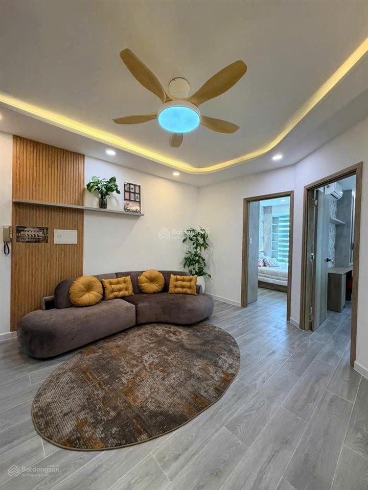 Kẹt tiền bán gấp căn hộ sky garden 1, 81m2, 2pn, full nội thất mới giá 5,6tỷ,  ngay 0906 710 ***