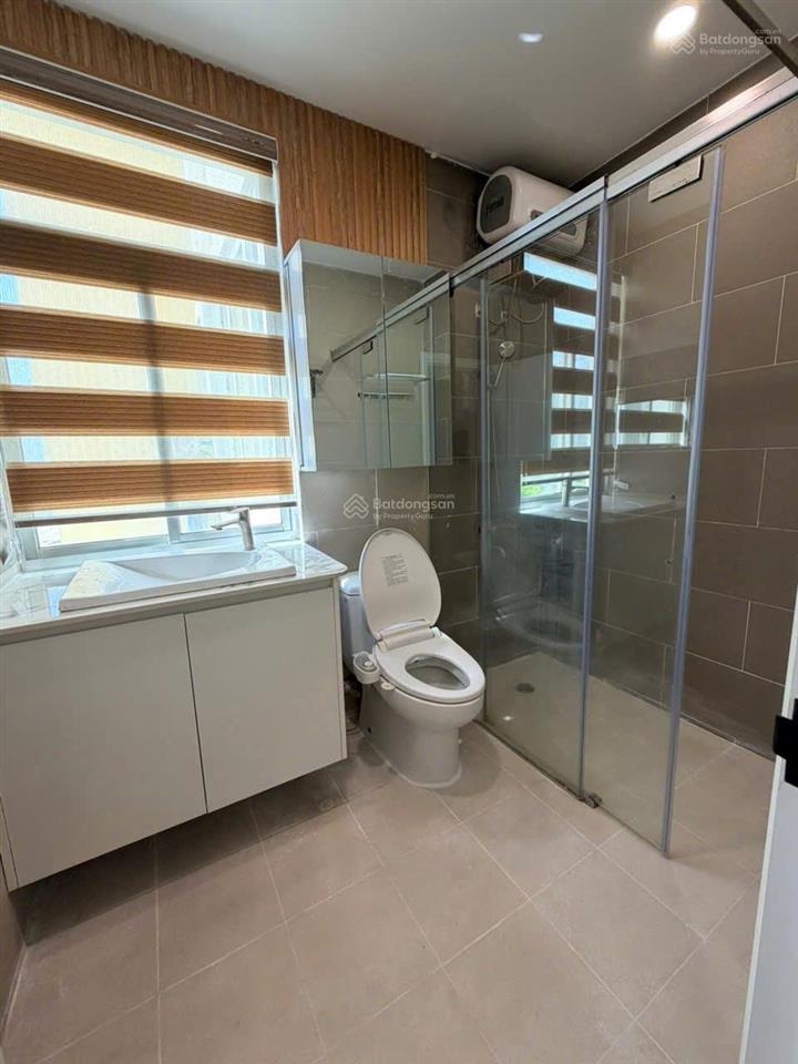 Kẹt tiền bán gấp căn hộ sky garden 1, 81m2, 2pn, full nội thất mới giá 5,6tỷ,  ngay 0906 710 ***