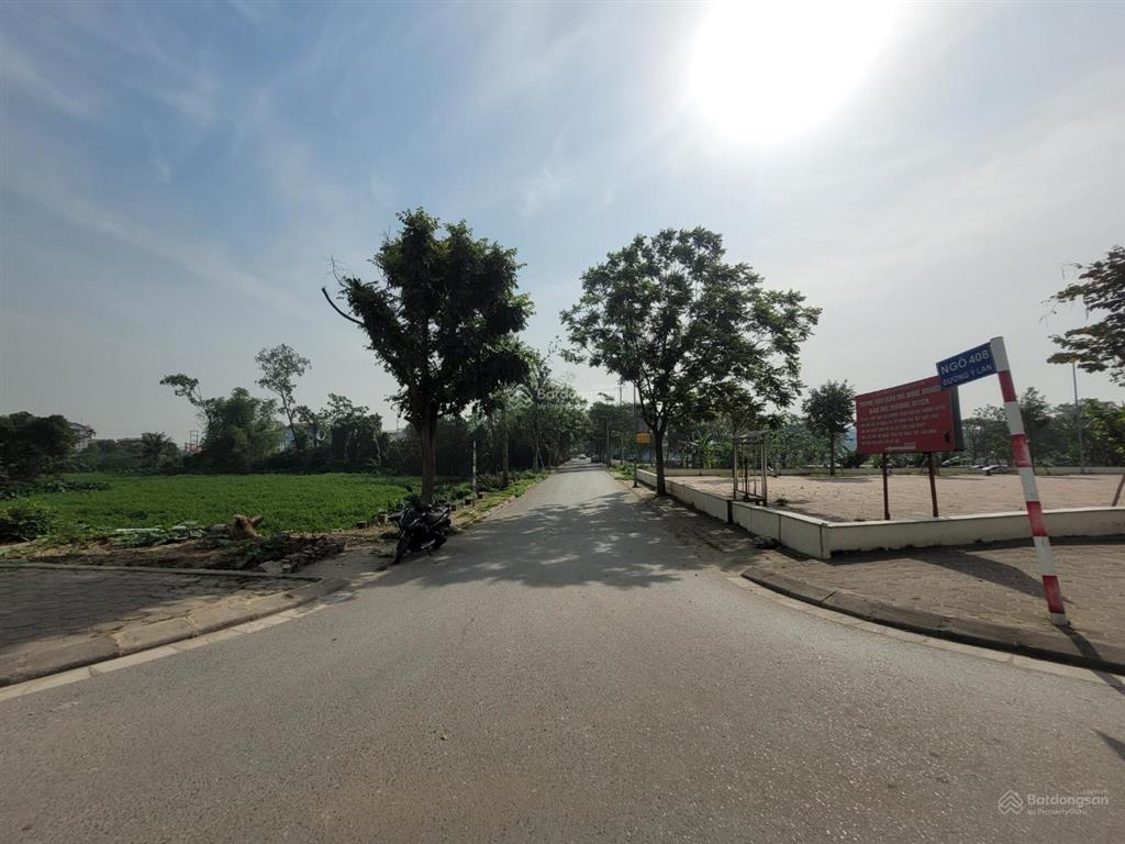 Đất đẹp ỷ lan, gia lâm.vị trí tuyệt đẹp,full thổ cư, phân lô,vỉa hè,ô tô tránh,kinh doanh sầm uất.