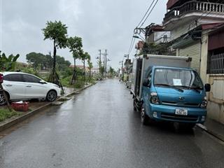 Đất ở văn đức, gia lâm, mặt tiền rộng, hai mặt ngõ trước sau ô tô tránh thông, tiện kinh doanh.