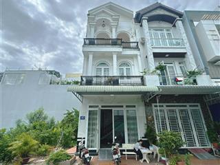 Bán nhà 2 lầu sổ hoàn công 173m2 ngay kdc hưng phú kế siêu thị go tp cần thơ