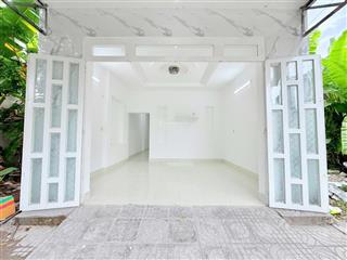 Bán nhà kdc hồng loan dt 5m x 16m =80m2 nhà đẹp mua về sở hữu ngay lộ giới 20m