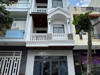 Bán nhà 2 lầu gần siêu thị go kdc hưng phú cách đường quang trung 100m nhà đẹp giá tốt