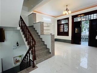 Cho thuê nhà 2 lầu kdc nam long nhà có nội thất