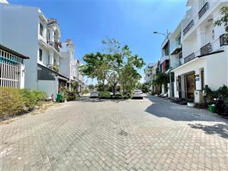 Bán nhà 2 lầu kdc nam long, vị trí ngay công viên nhà đẹp vào ở ngay