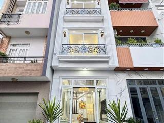 Bấn nhà 3 tầng mới đẹp full nội thất 4 pn nhà mặt tiền đ nguyễn văn trỗi đậu oto trước nhà