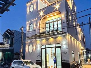 Bán nhà 2lầu góc 2 mặt tiền đường bờ kè cái sơn  kế chợ an bình view chợ nổi cái răng triệu đô