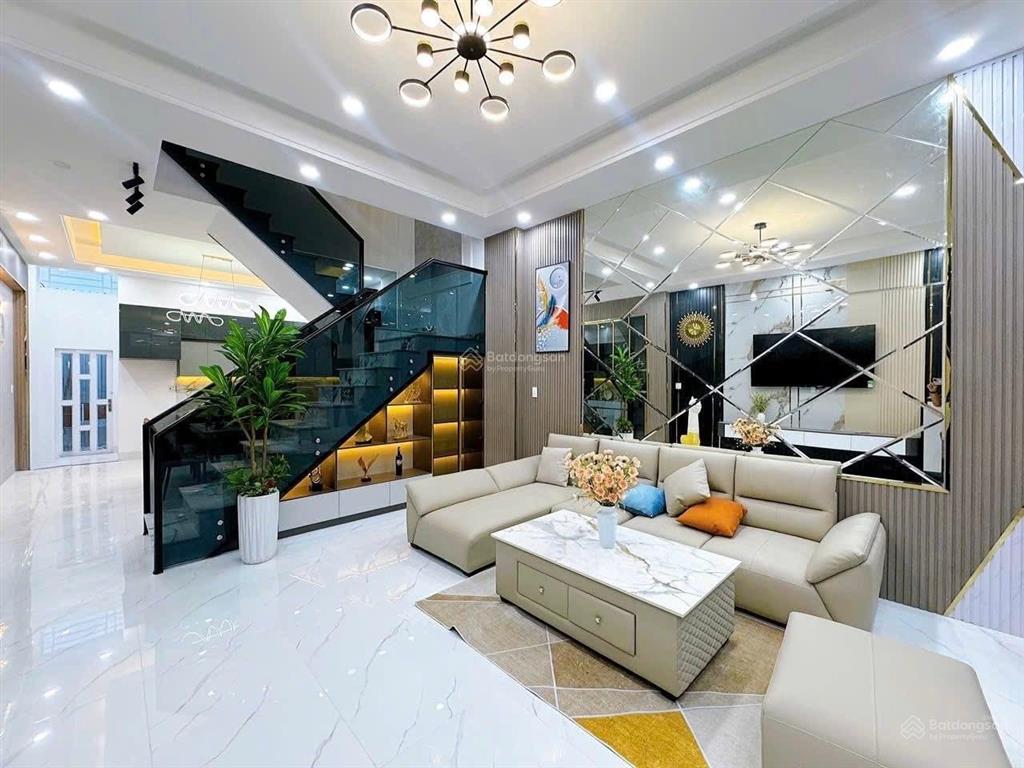 Bán nhà 1 trệt 2 lầu siêu đẹp đường số 7 khu văn hoá tây đô tặng full nội thất có sân thượng mini