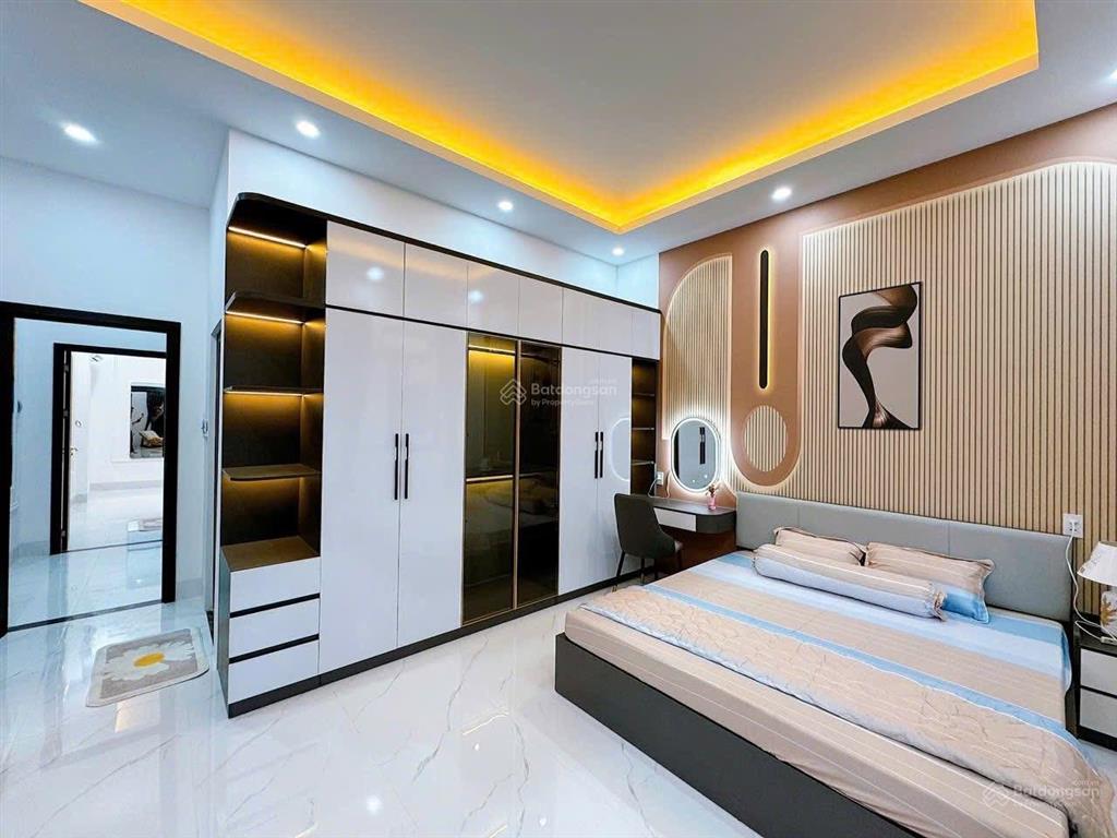 Bán nhà 1 trệt 2 lầu siêu đẹp đường số 7 khu văn hoá tây đô tặng full nội thất có sân thượng mini