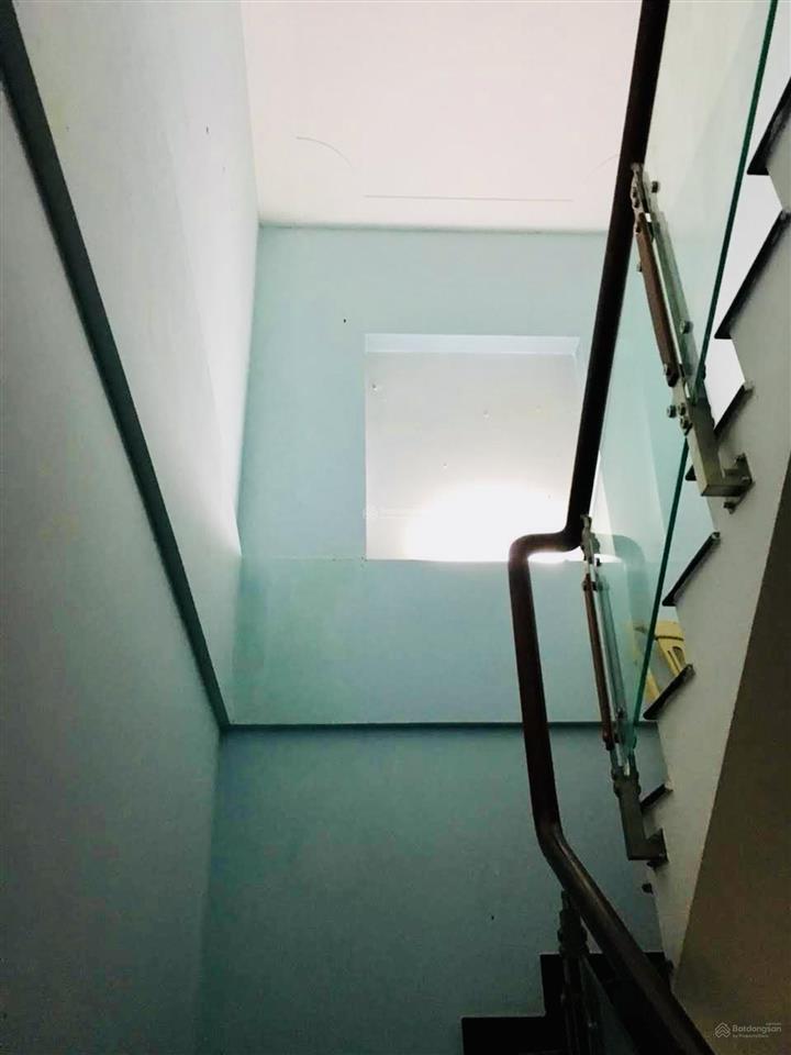 Nguyên căn hẻm 12m nguyễn hữu dật, p.tây thạnh 10x20m 1 lầu