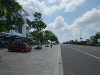 Siêu phẩm nhà phố mặt tiền võ nguyên giáp, summerland mũi né, view biển  giảm 1 tỷ còn 11 tỷ