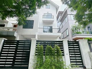 Cho thuê biệt thự kđt xa la hà đông, hà nội  diện tích 150m2 x 4 tầng mặt tiền 8m