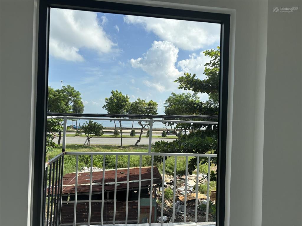 Bán nhà 2 tầng giáp văn cương sau lưng biển nguyễn tất thành, đà nẵng