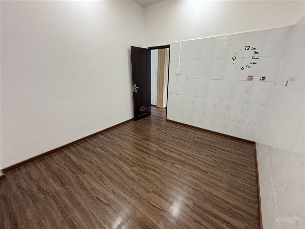 Bán nhà 2 tầng giáp văn cương sau lưng biển nguyễn tất thành, đà nẵng