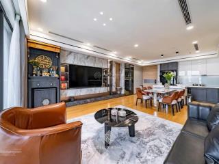 Nhà tôi cần bán căn góc 3 ngủ 168m2 chung cư lancaster núi trúc