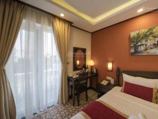 Bán nhà mặt phố chính hai bà trưng, phố cổ hội an, giá chỉ tính như giá đất  tặng villa đi kèm