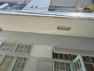 Bán nhà kiệt bắt đẩu cách đường chính 20m