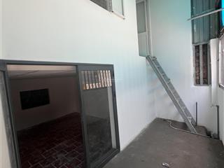 Bán nhà sổ riêng 64m2, cấp 4 ngay đ bùi thị xuân, gần ubnd p tân đông hiệp mới tphcm