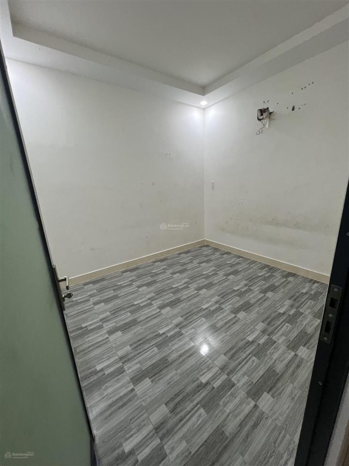 Cần bán 01 căn nhà c4  125m2. sát kdc phú mỹ hiệp. kinh doanh buôn bán