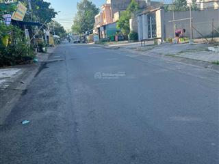 Mình cần bán nhà trọ 300m2, kdc đông an, p tân đông hiệp. gần chợ chang tai