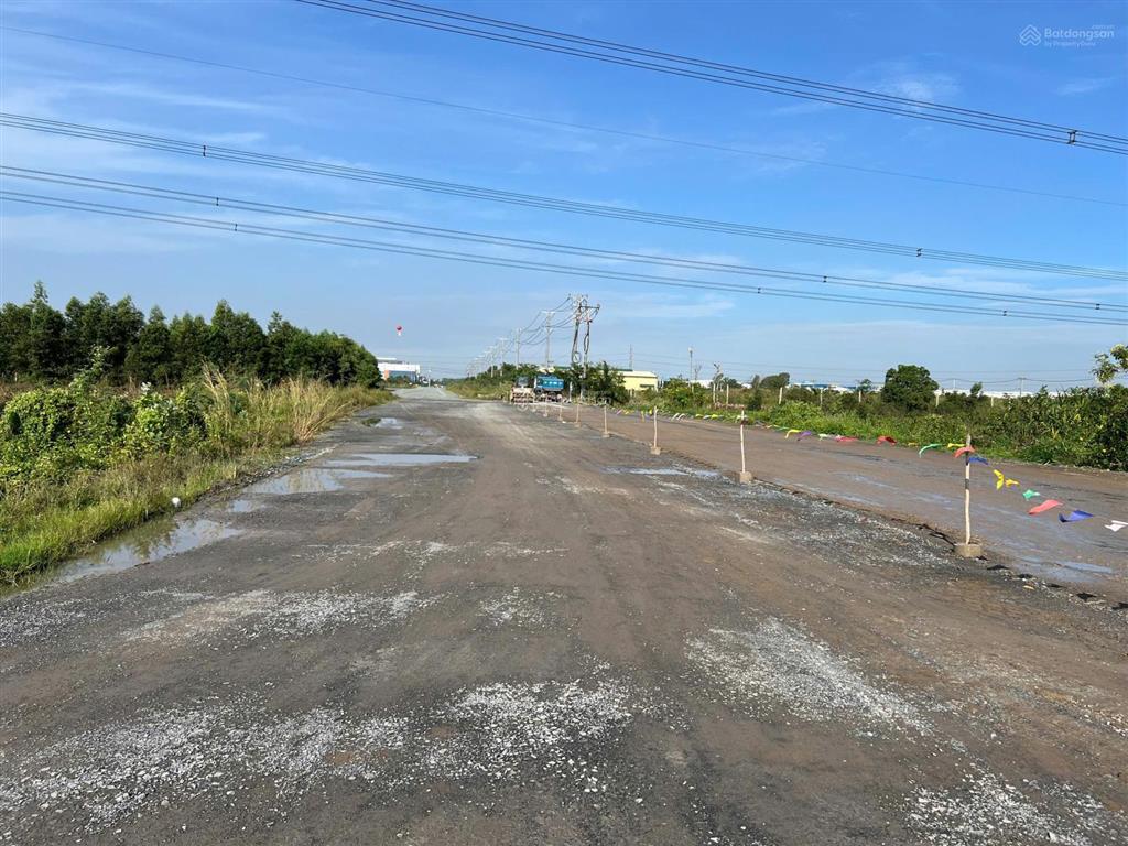 Bán đất cụm công nghiệp tây bắc đức hòa đông 3.500m2