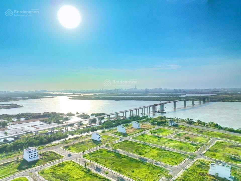 Hàng hiếm biệt thự sông kingbay dt 450m2 giá thoả thuận 0968 144 *** yomi thổ địa king bay