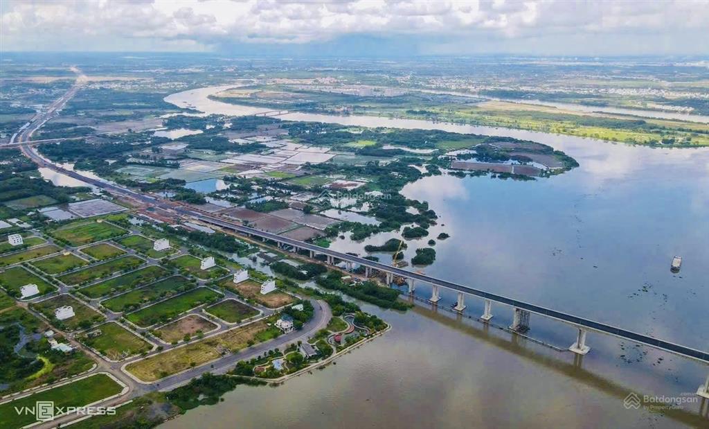 Hàng hiếm biệt thự sông kingbay dt 450m2 giá thoả thuận 0968 144 *** yomi thổ địa king bay