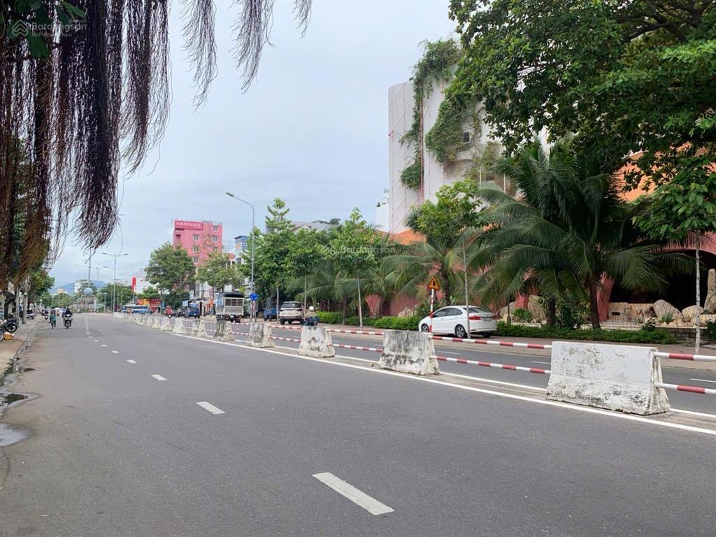 Bán đất 2 mặt tiền lê hồng phong & lê thiết hùng phường nam nha trang