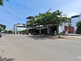Bán đất mặt tiền đường trần khát chân bắc nha trang cách bến du thuyền 800m đường nhựa 20m, 56tr/m2