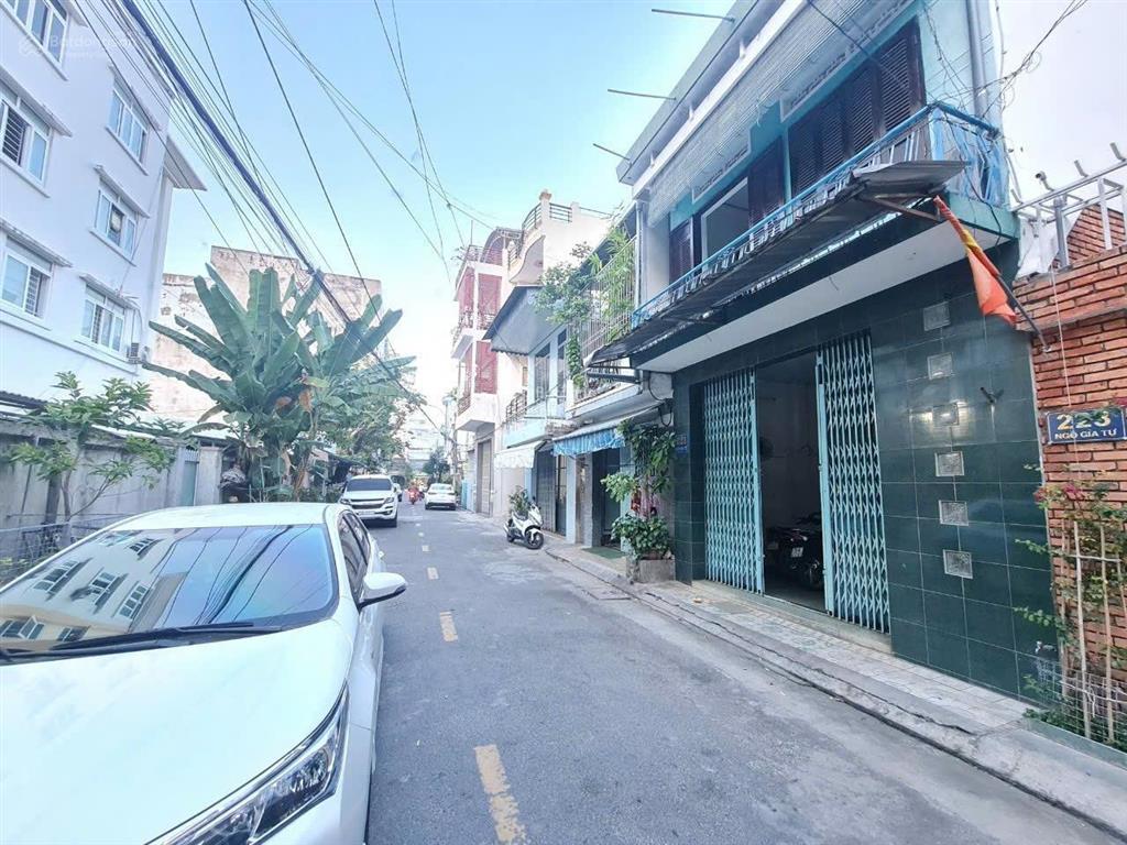 Bán nhà 2 tầng mặt tiền ngô gia tự, trung tâm nha trang, nở hậu, sổ hồng, giá 11.5 tỷ